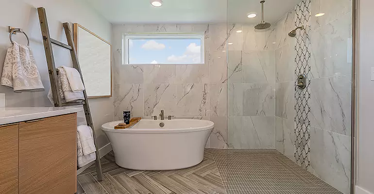 Luxury Master Bath Designs in Hibbing
